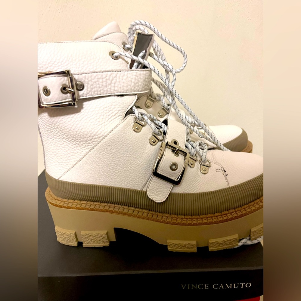 Never worn Vince Camuto luxury Snow/ Winter Boots.